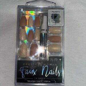 Faux Nails